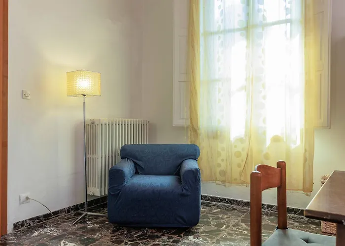 Faenza Huge Apartment